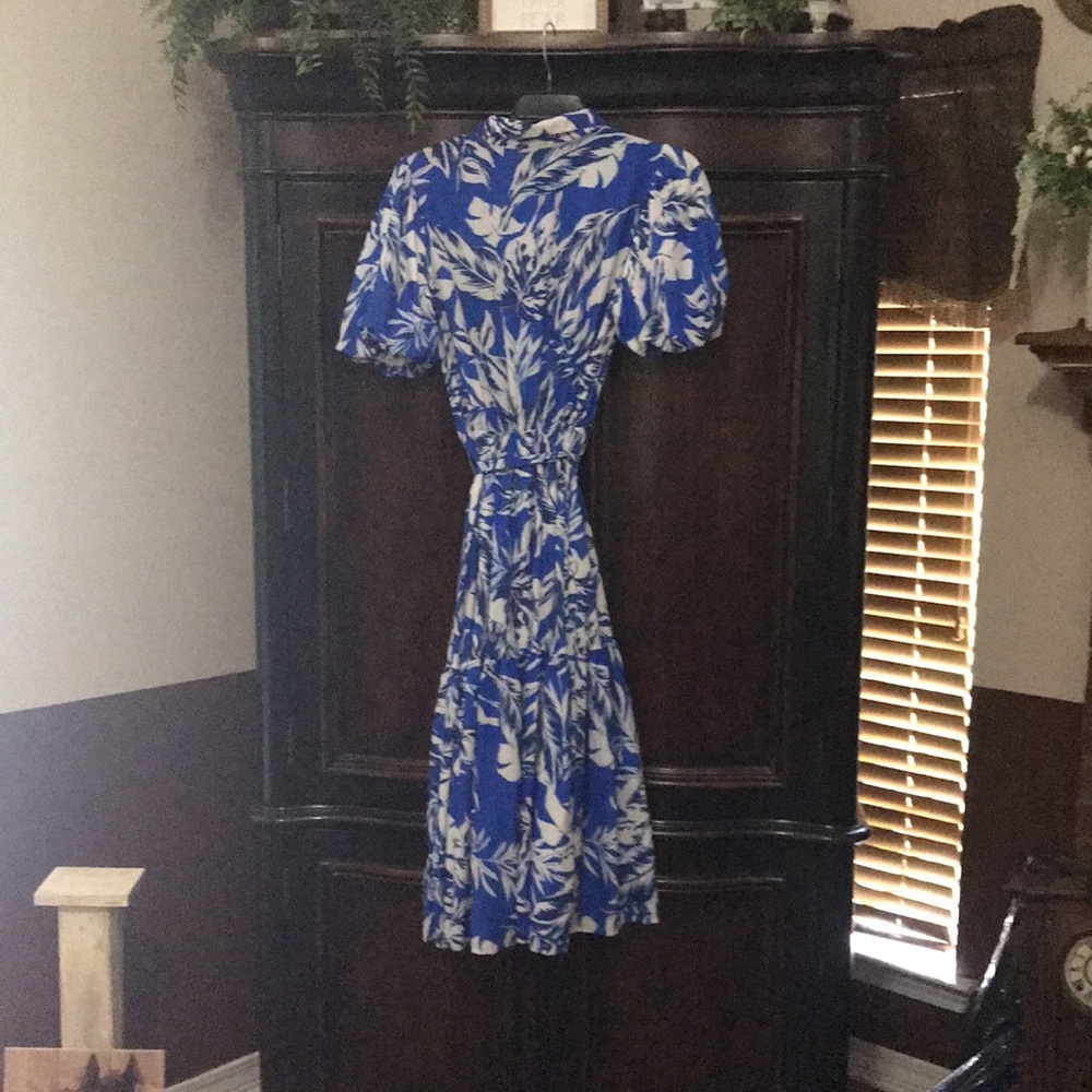 Flying Tomato Floral tiered Dress with Tie Waist, fully lined, large - Picture 5 of 7